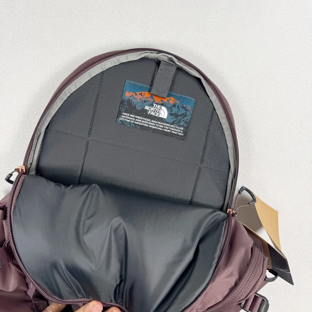 The North Face Recon Luxe 30L Backpack Womens Tawny Quartz/Rose Gold NEW